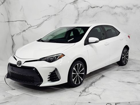Used 2019 Toyota Corolla SE FWD image 6