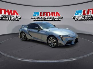 Used 2021 Toyota Supra w/ Safety & Technology Package RWD video 2