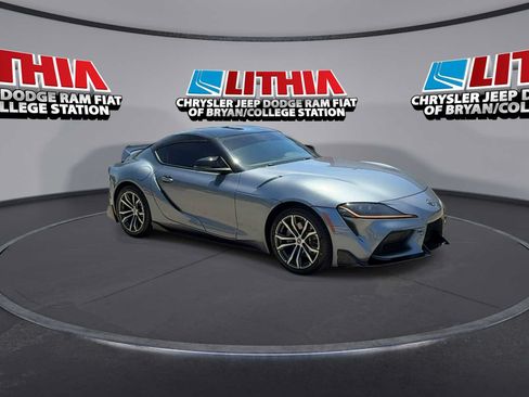 Used 2021 Toyota Supra w/ Safety & Technology Package RWD image 2