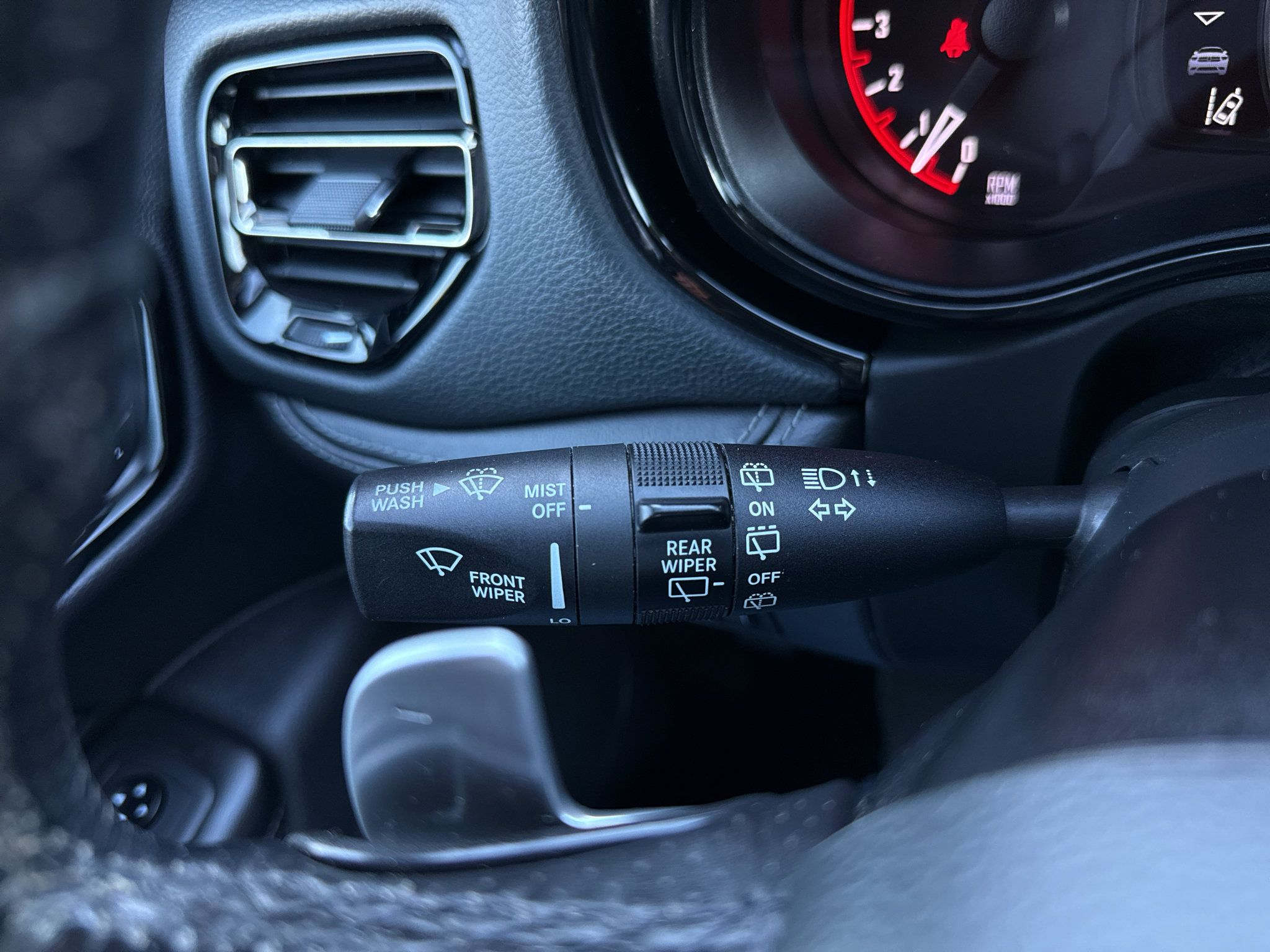 Used 2021 Dodge Durango GT AWD/4WD image 17