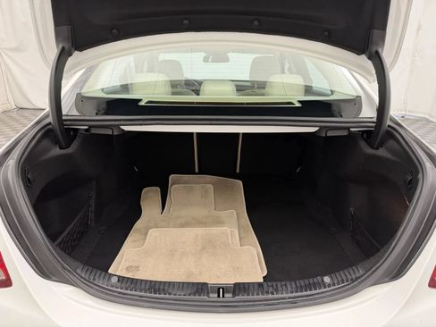 Used 2017 Mercedes-Benz C 300 4MATIC Sedan image 32