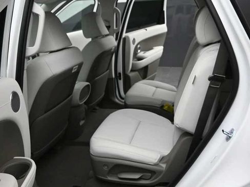 New 2026 Hyundai Palisade SEL Premium w/ Tow & Go Package AWD/4WD image 14
