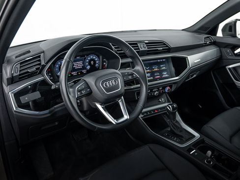 Certified 2022 Audi Q3 2.0T Premium AWD/4WD image 11