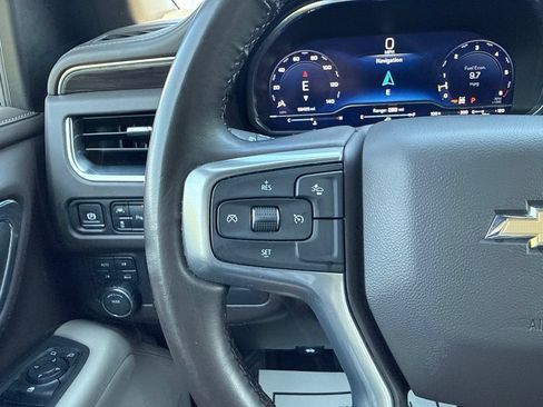 Used 2024 Chevrolet Suburban LT AWD/4WD image 36