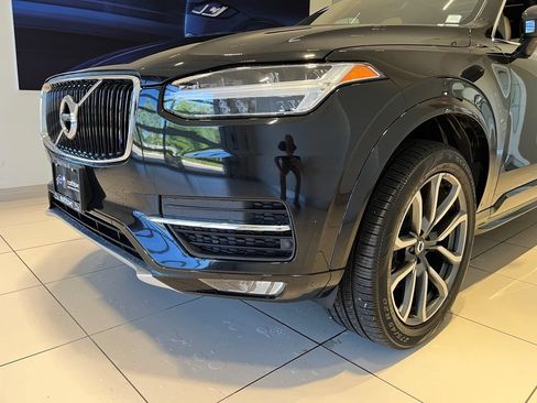 Used 2019 Volvo XC90 T6 Momentum w/ Protection Package AWD/4WD image 12