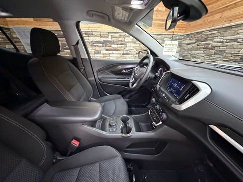 Used 2022 GMC Terrain SLE w/ Driver Convenience Package image 15