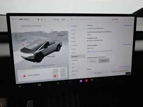 Used 2024 Tesla Cybertruck AWD Crew Cab image 15