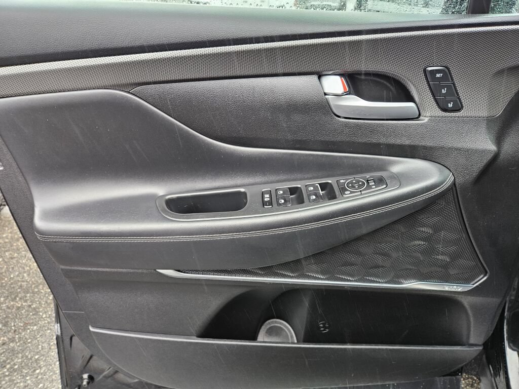 Used 2019 Hyundai Santa Fe AWD image 21