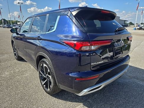Used 2024 Mitsubishi Outlander SE image 7