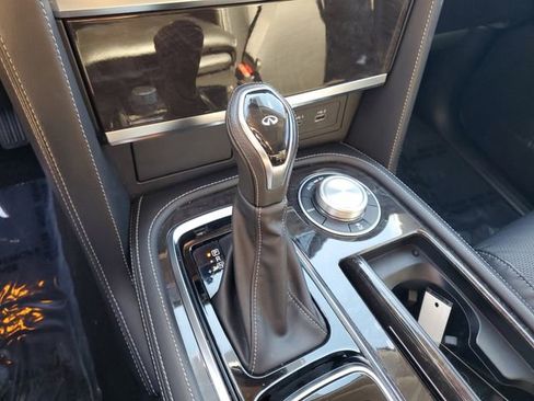 Used 2024 INFINITI QX80 Luxe image 22