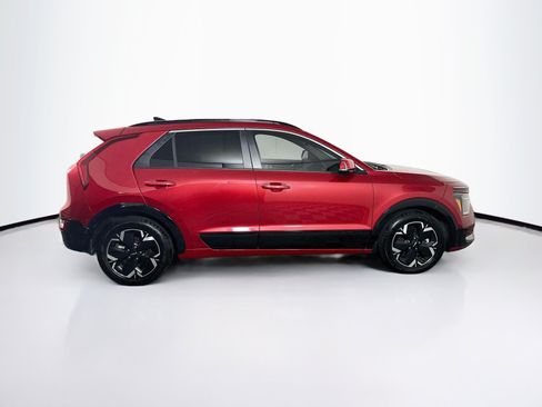 Used 2023 Kia Niro Wave FWD image 10