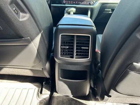 Used 2025 Kia Sportage EX FWD image 37