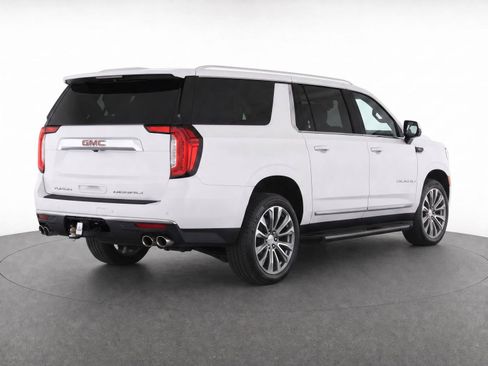 Used 2023 GMC Yukon XL Denali w/ Max Trailering Package AWD/4WD image 3