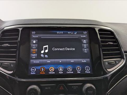 Used 2019 Jeep Grand Cherokee Limited w/ Luxury Group II image 25