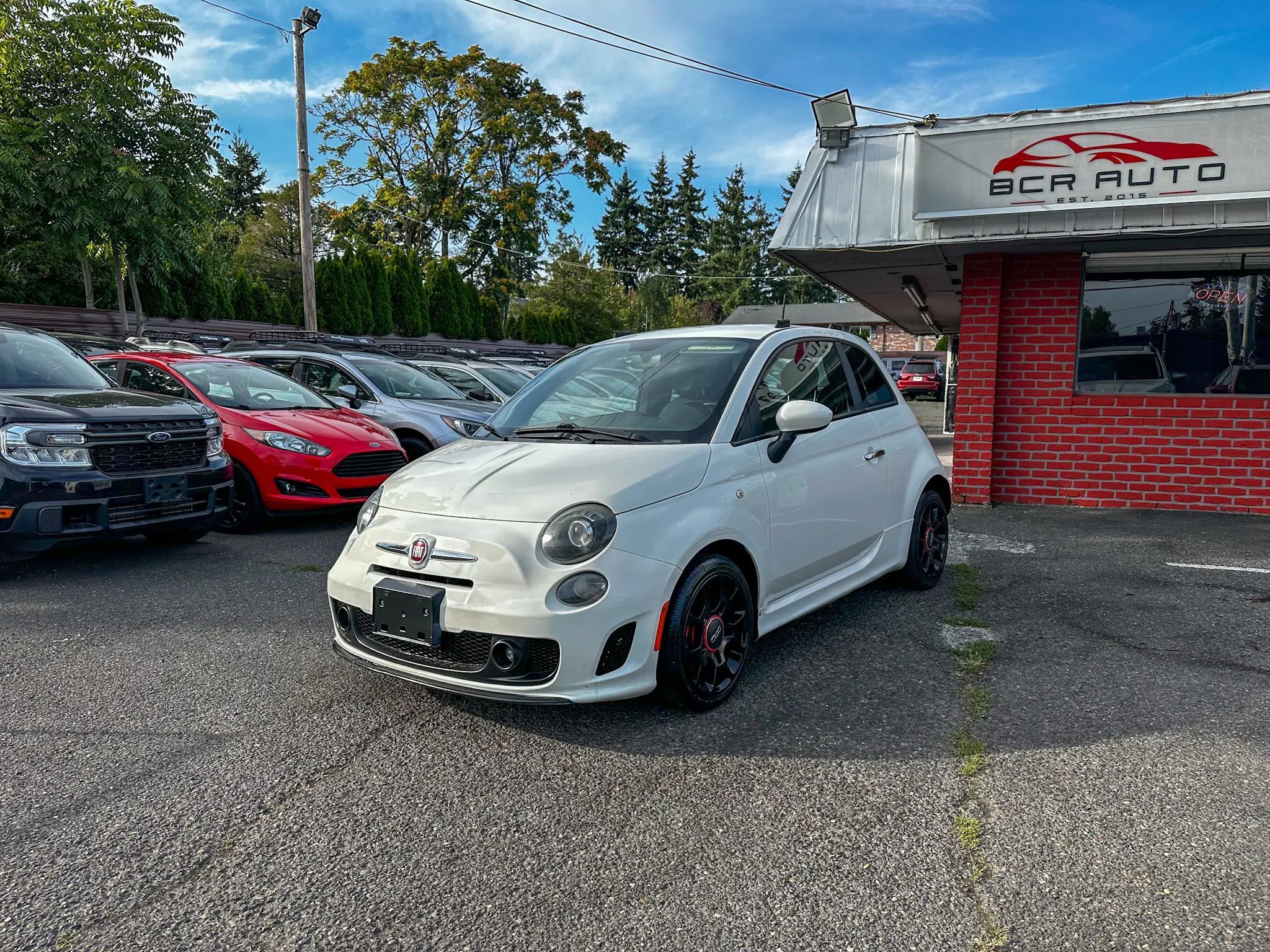 Used 2013 FIAT 500 Turbo w/ Beats Audio Pkg FWD image 1