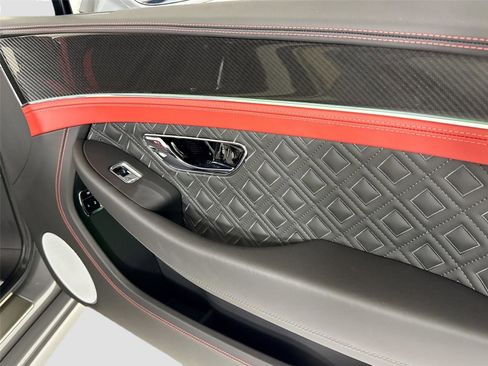 Used 2023 Bentley Continental GT S image 32