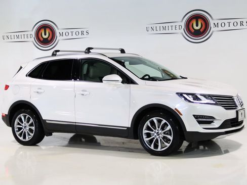 Used 2017 Lincoln MKC Select w/ Lincoln MKC Climate Package image 69