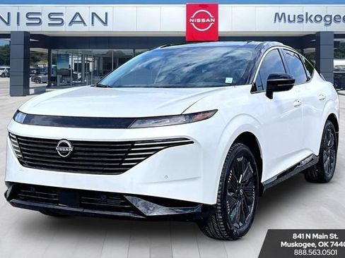 New 2026 Nissan Murano Platinum w/ Cargo Package AWD/4WD image 2