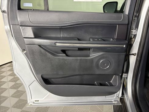 Used 2023 Ford Expedition Max XLT image 46