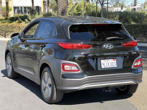 Used 2021 Hyundai Kona SEL w/ Cargo Package FWD image 21