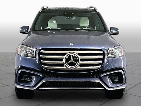 New 2026 Mercedes-Benz GLS 450 4MATIC image 3