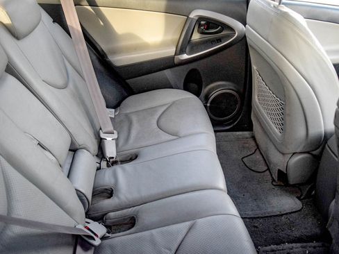 Used 2007 Toyota RAV4 Limited image 9