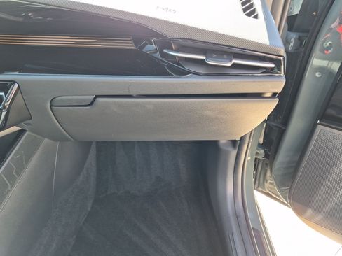 Used 2023 Kia Niro EX FWD image 30