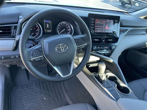 Used 2023 Toyota Camry LE image 9
