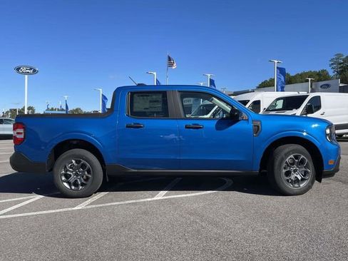 New 2025 Ford Maverick XLT w/ Equipment Group 301A image 2