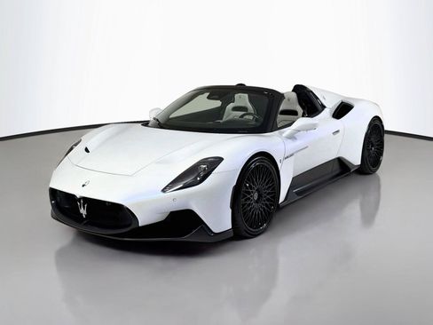 Used 2023 Maserati MC20 Spyder RWD image 10