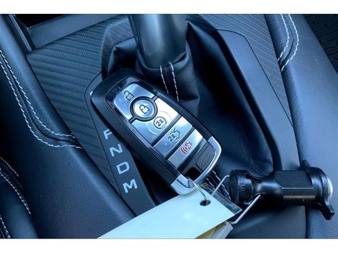 Used 2024 Ford Mustang GT Premium image 13