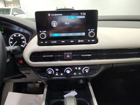 Used 2024 Honda HR-V LX image 14