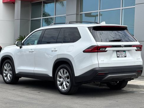 Certified 2026 Toyota Grand Highlander AWD image 8