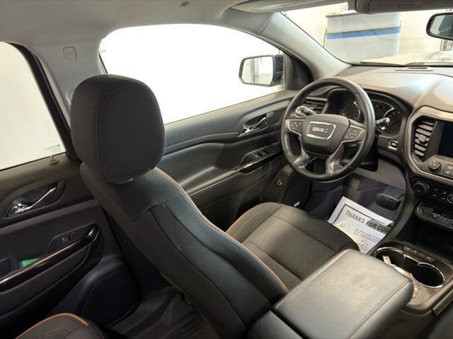 Used 2023 GMC Acadia AT4 AWD/4WD image 28