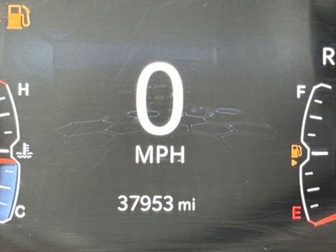 Used 2024 Jeep Compass Latitude w/ Altitude Special Edition image 26