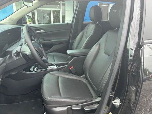 Used 2024 Buick Encore GX Sport Touring AWD/4WD image 14