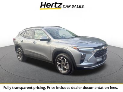 Used 2025 Chevrolet Trax LT w/ LT Convenience Package