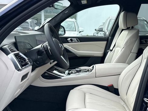 New 2026 BMW X7 xDrive40i w/ Executive Package image 14