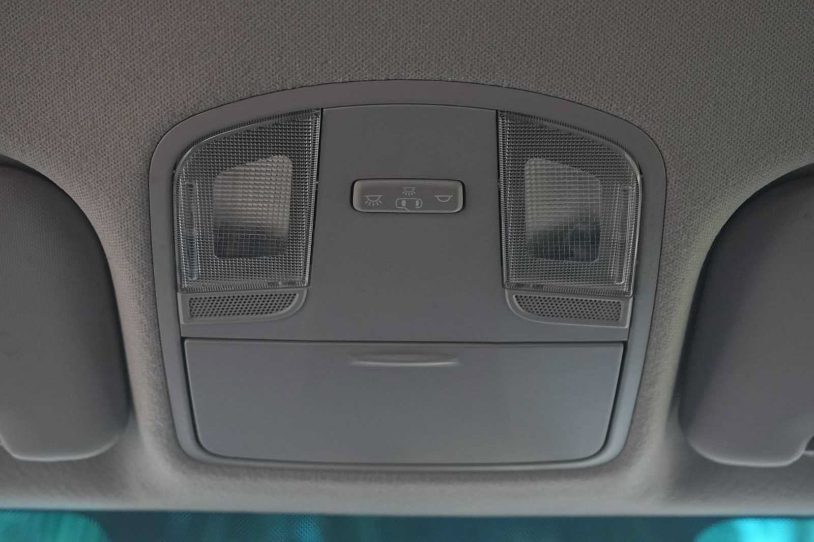 Used 2020 Hyundai Accent SE FWD image 25