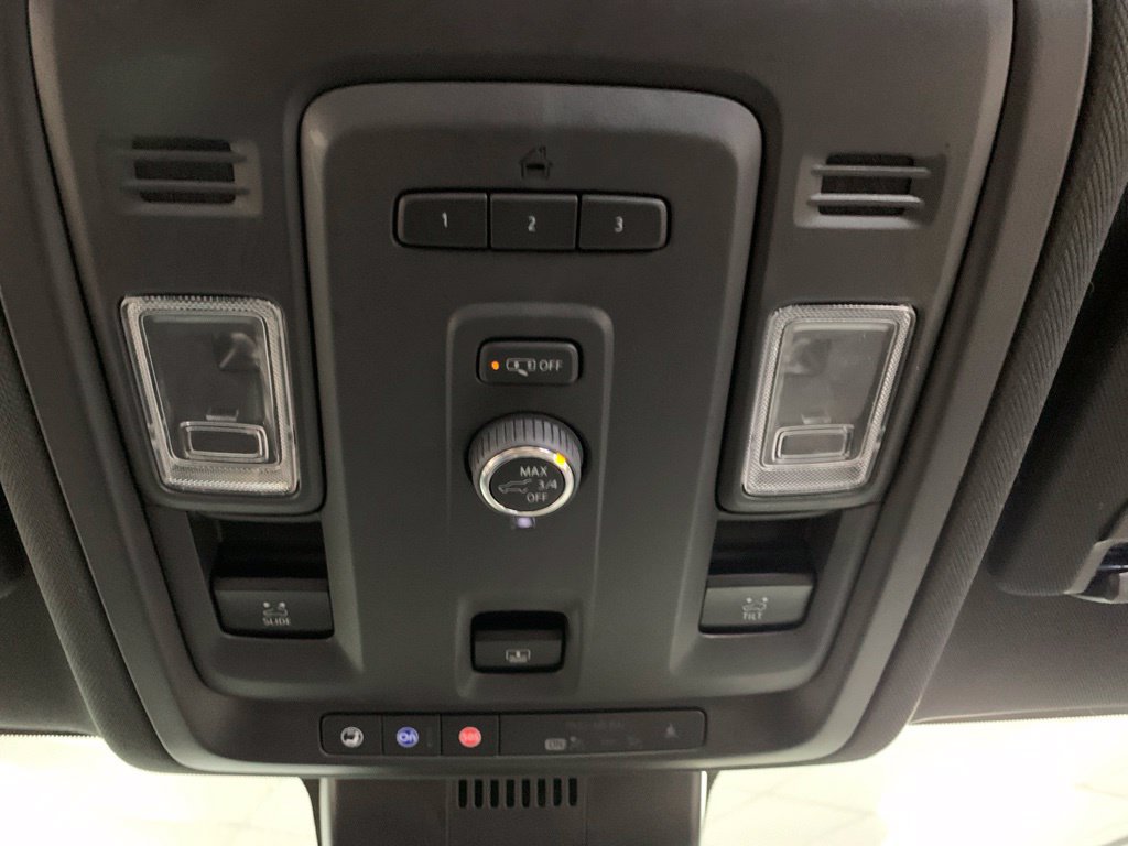 Used 2023 Chevrolet Tahoe Z71 AWD/4WD image 25