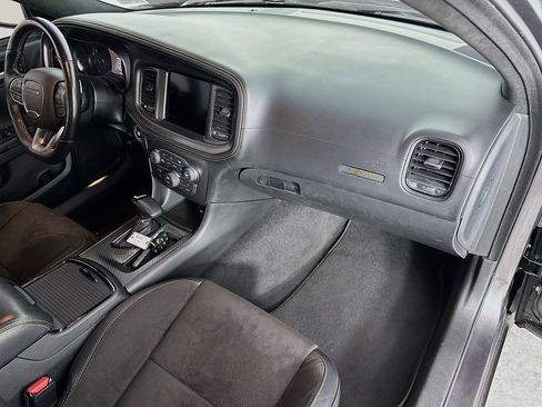 Used 2022 Dodge Charger Scat Pack RWD image 30