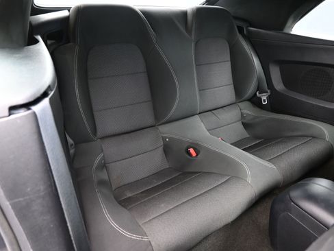 Used 2016 Ford Mustang Convertible w/ Equipment Group 051A image 10