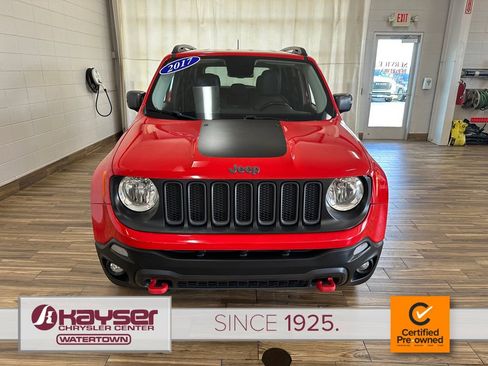 Certified 2017 Jeep Renegade Trailhawk w/ Premium Trailhawk Package AWD/4WD image 7