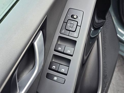 Certified 2023 Kia Niro Wind w/ Wind Preserve Package FWD image 14