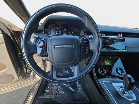 Certified 2020 Land Rover Range Rover Evoque R-Dynamic HSE AWD/4WD image 16
