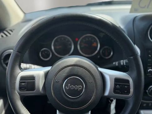 Used 2017 Jeep Compass High Altitude AWD/4WD image 15