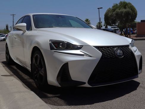 Used 2017 Lexus IS 200t w/ Navigation System Package RWD image 18