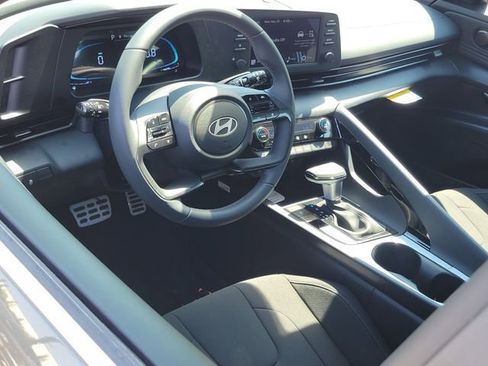 New 2026 Hyundai Elantra SEL Sport FWD image 5