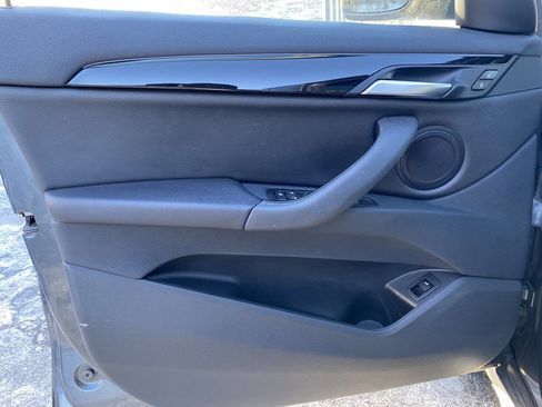 Used 2017 BMW X1 xDrive28i image 9