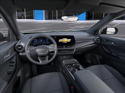 New 2026 Chevrolet Equinox LT image 15